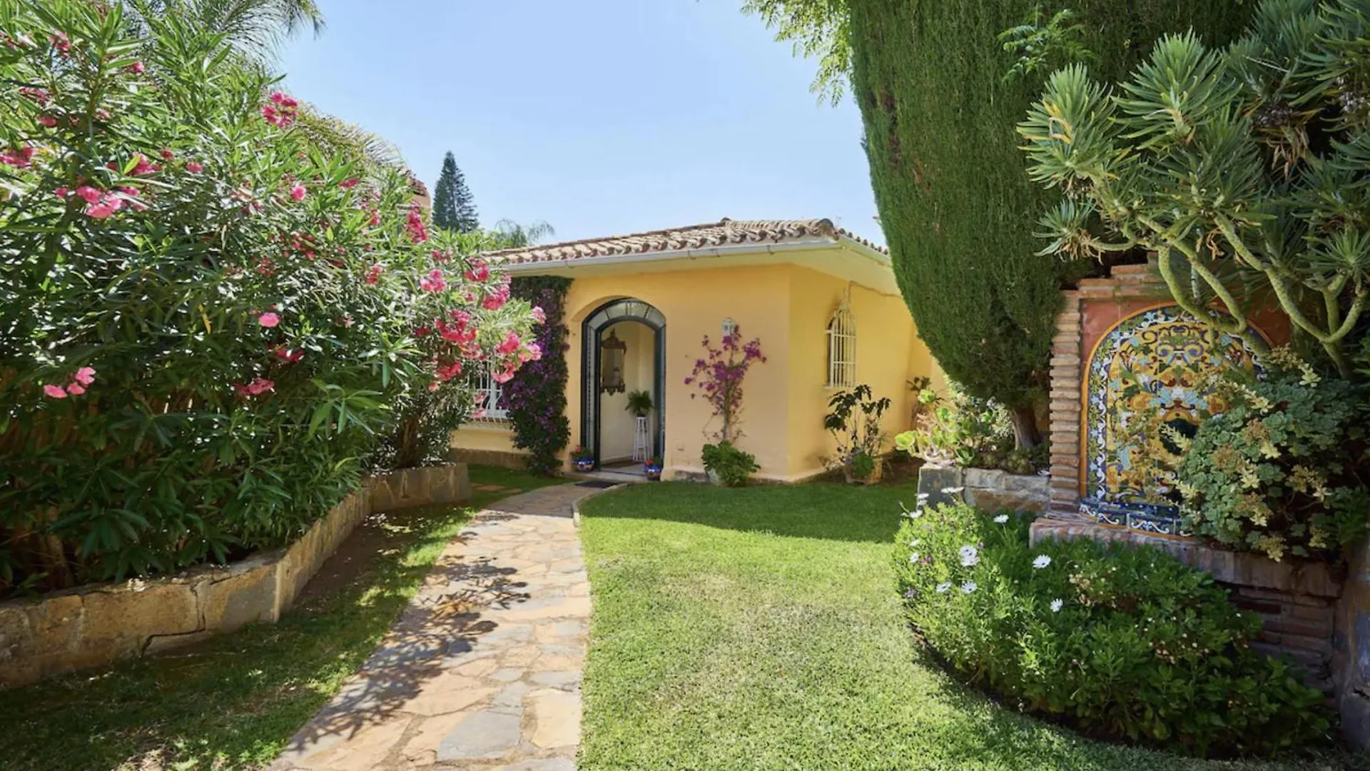 3088 Luxury Bungalow Marbella Oasis Spain
